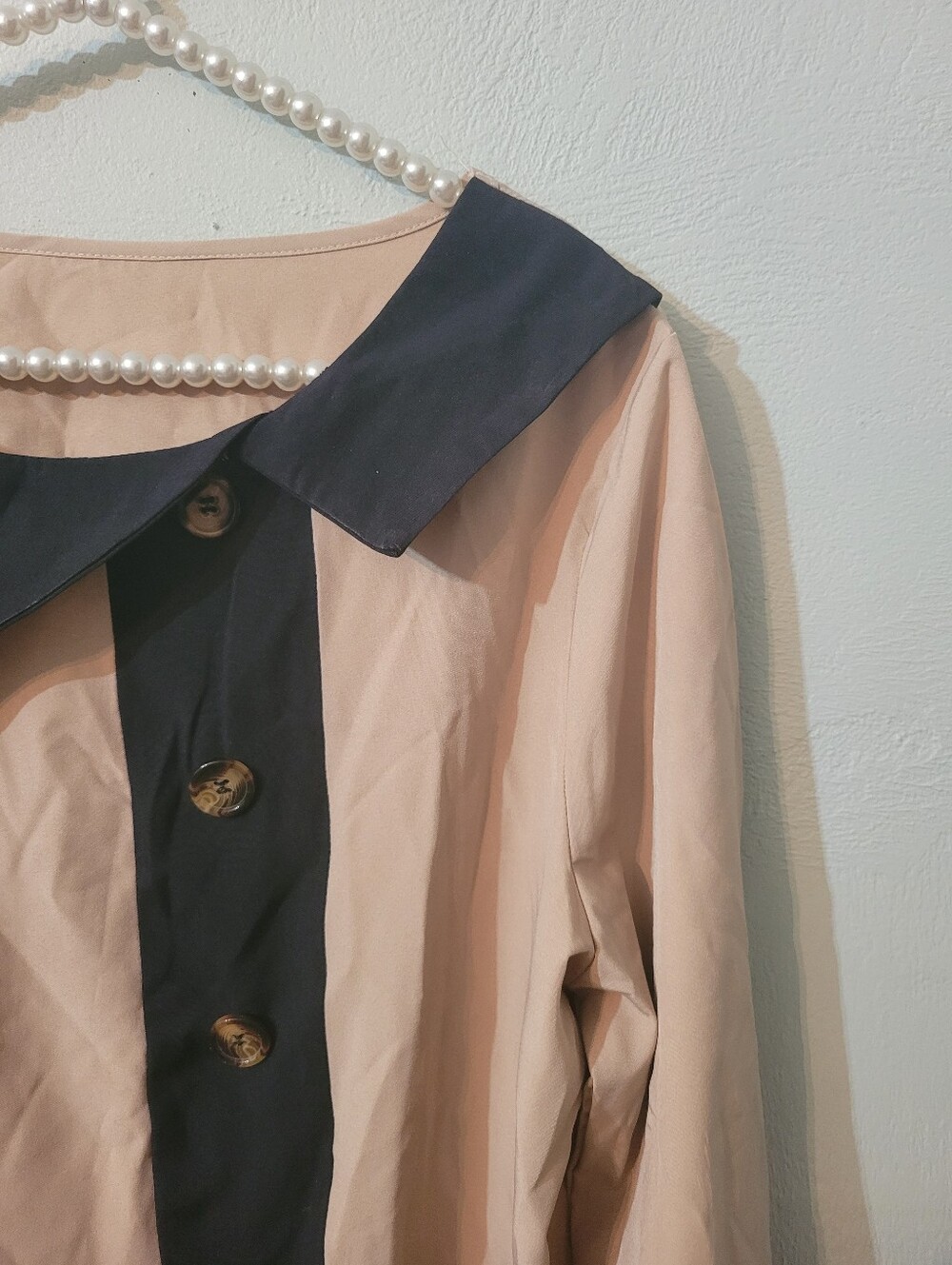 Unique Asymmetrical Neck Blouse Size XLarge New Without Tag! - Picture 4 of 8